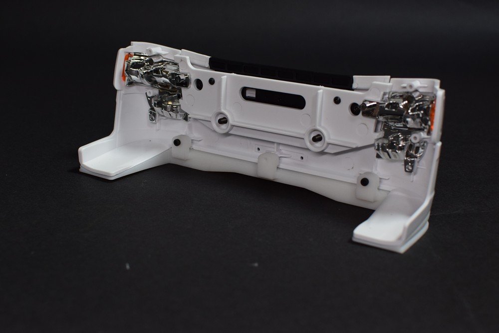 Scania Next bumper spoiler - Image 2