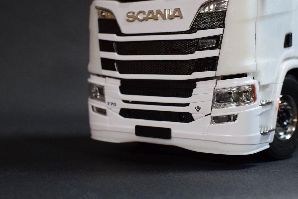 Scania Next bumper spoiler